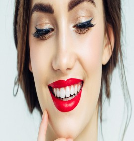 6 روش خانگی سفید کردن دندان ها